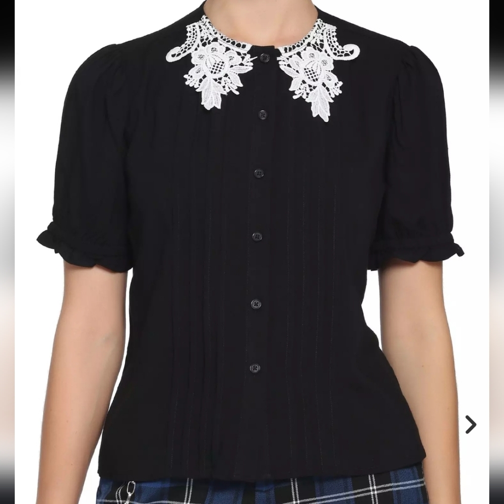 Hot Topic Lace Collar Button Up - Small